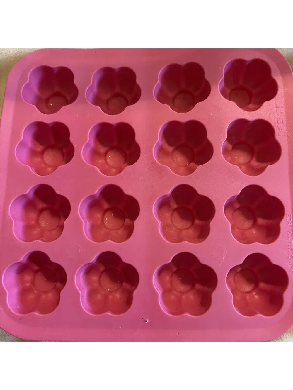 IKEA PLASTIS Set of two pink flower ice cube tray mold silicone casting